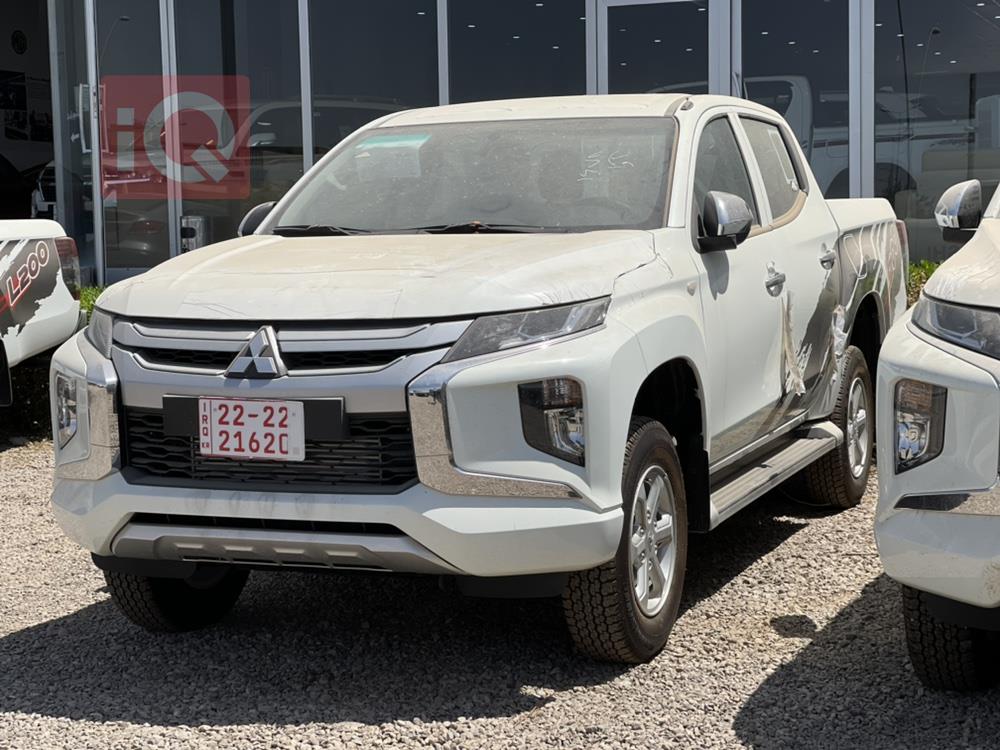 میتسوبیشی L200